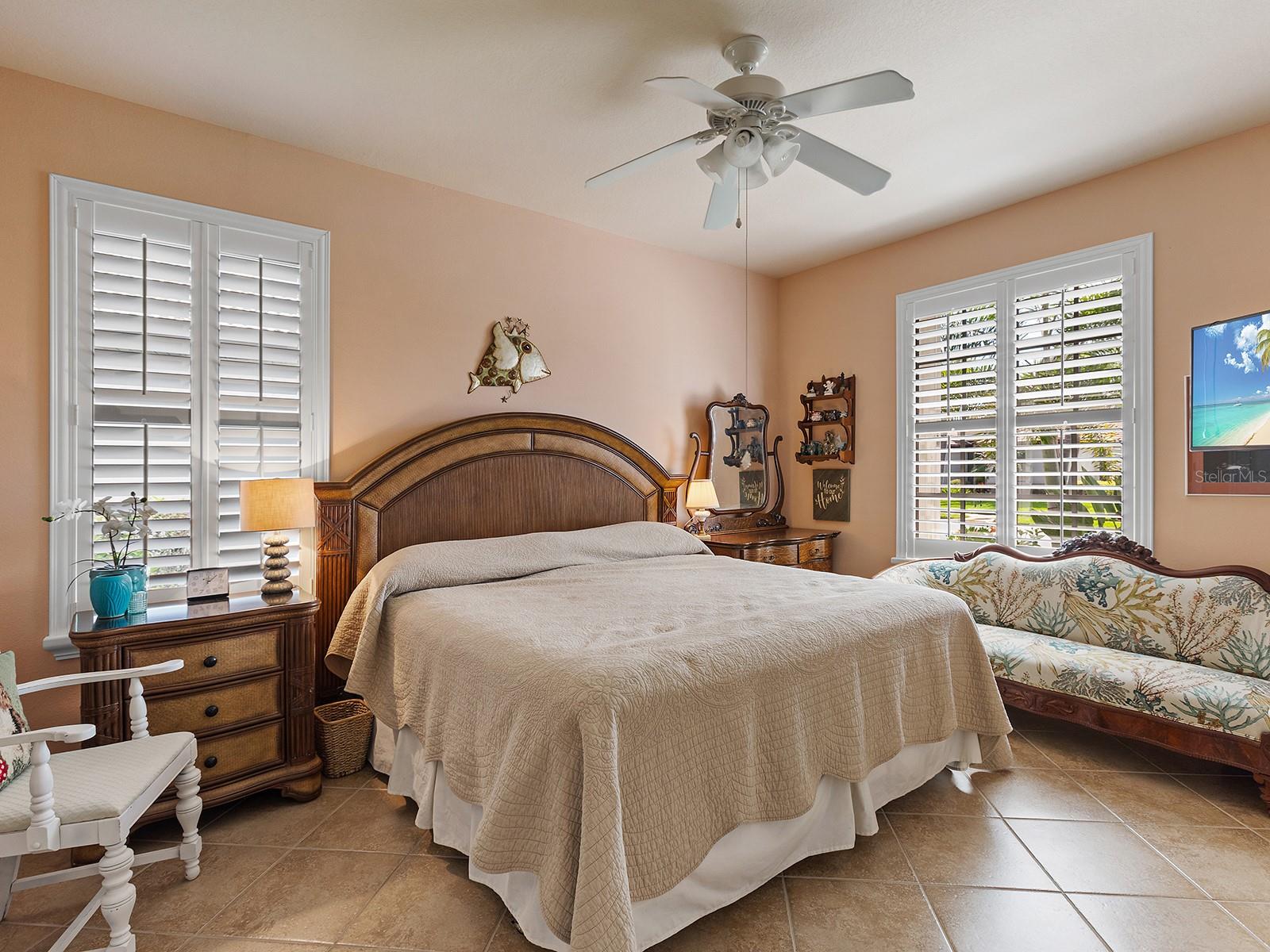 Image 16 of 43 For 20587 Pezzana Drive