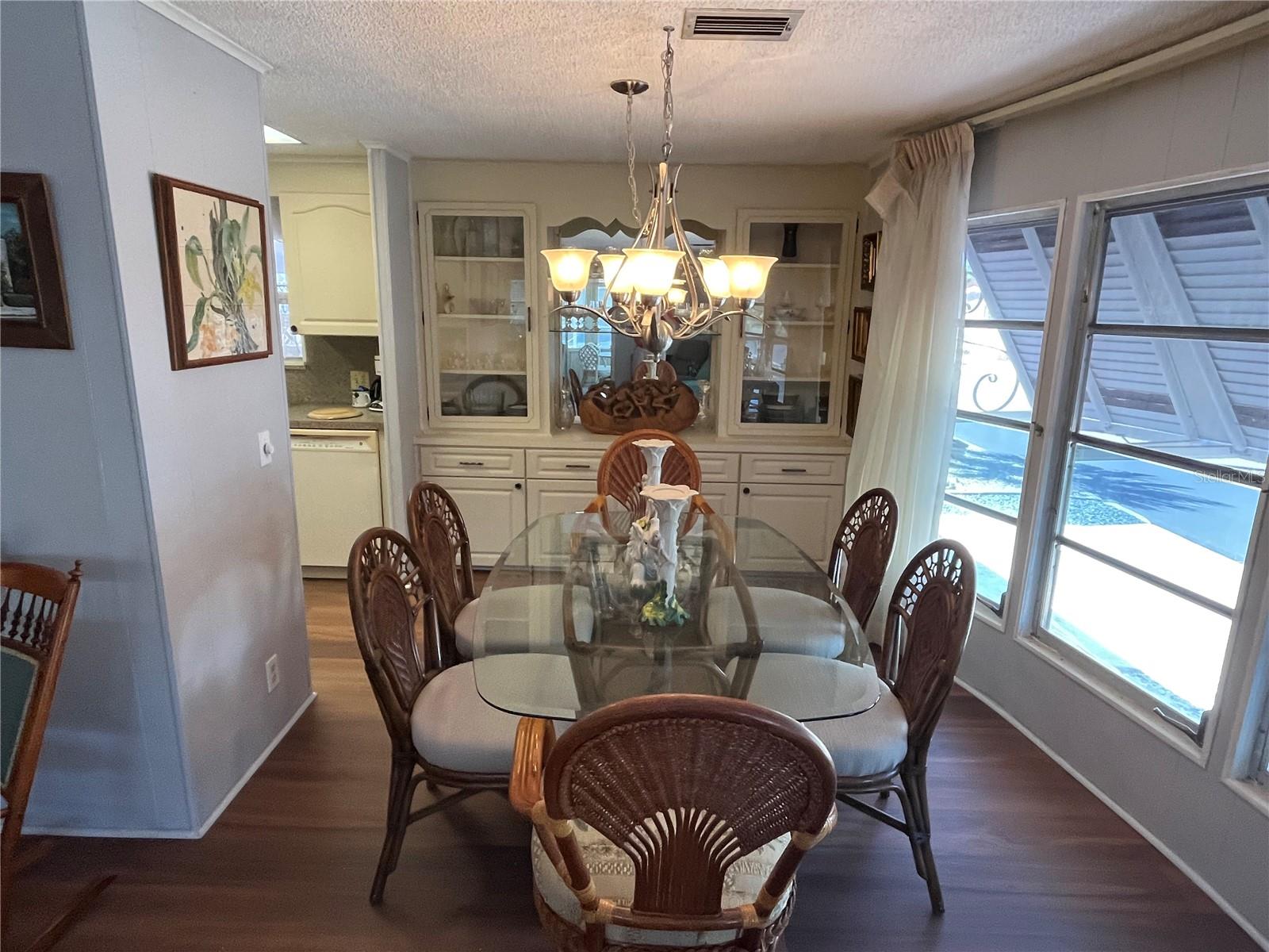 Image 14 of 40 For 803 Jolanda Circle