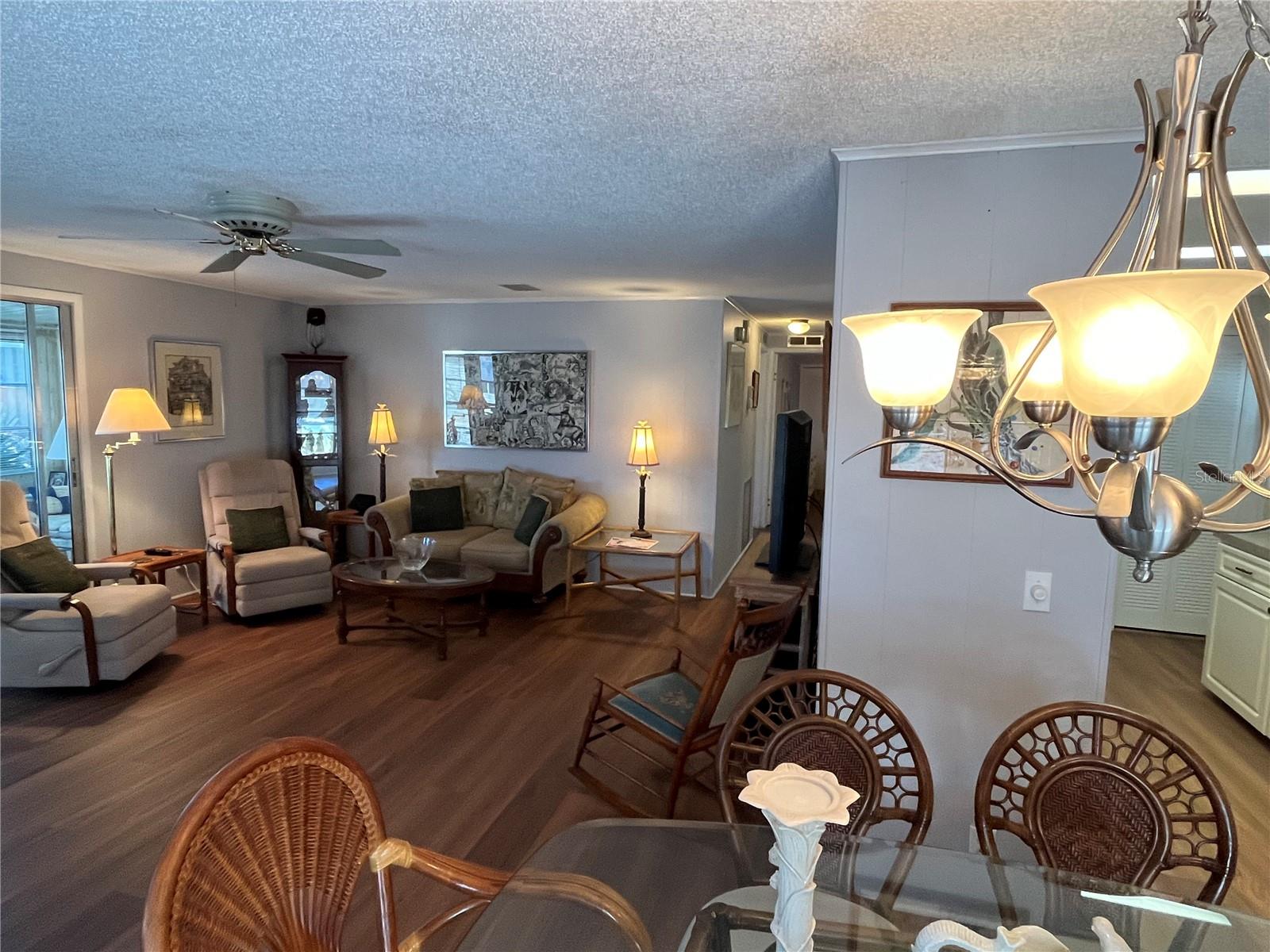 Image 16 of 40 For 803 Jolanda Circle