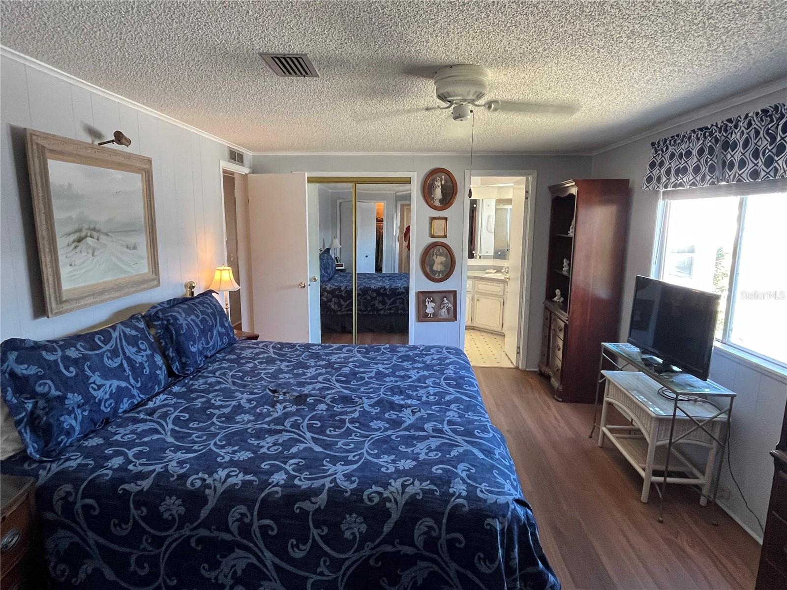 Image 34 of 40 For 803 Jolanda Circle