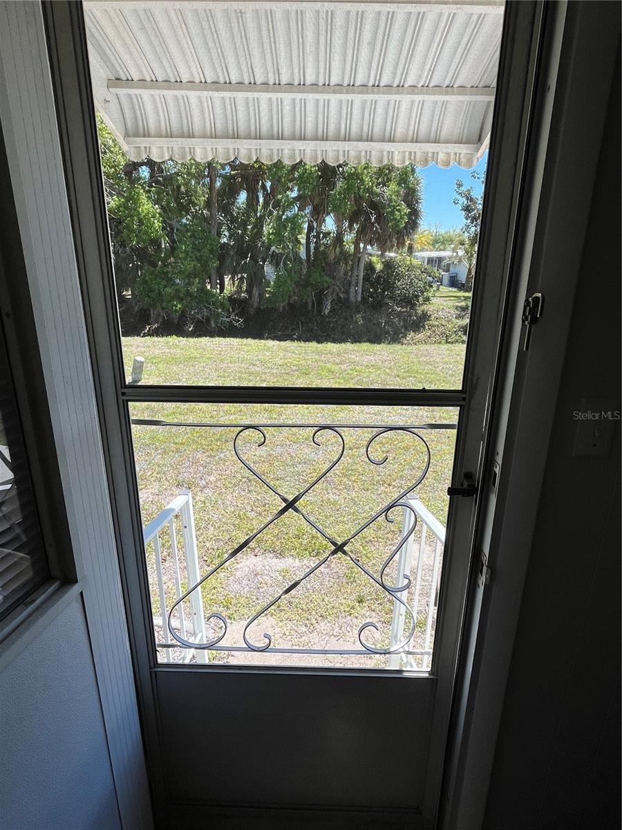 Image 38 of 40 For 803 Jolanda Circle