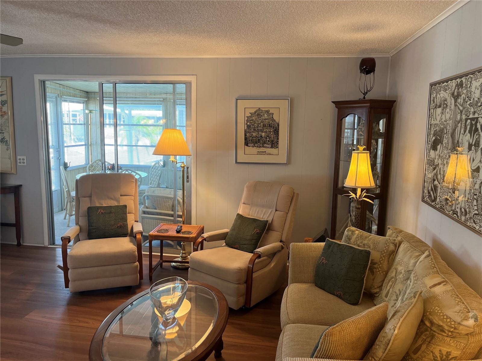 Image 9 of 40 For 803 Jolanda Circle