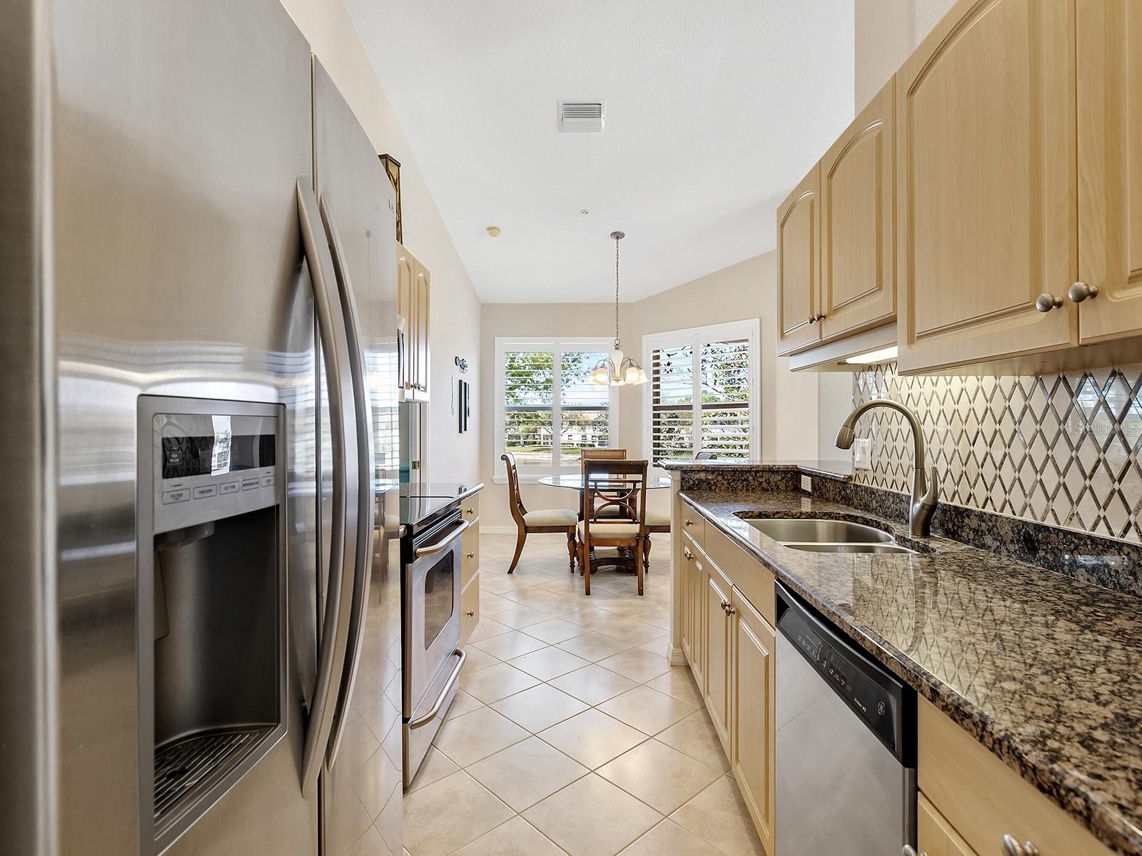 Image 16 of 50 For 4417 Corso Venetia Boulevard D22