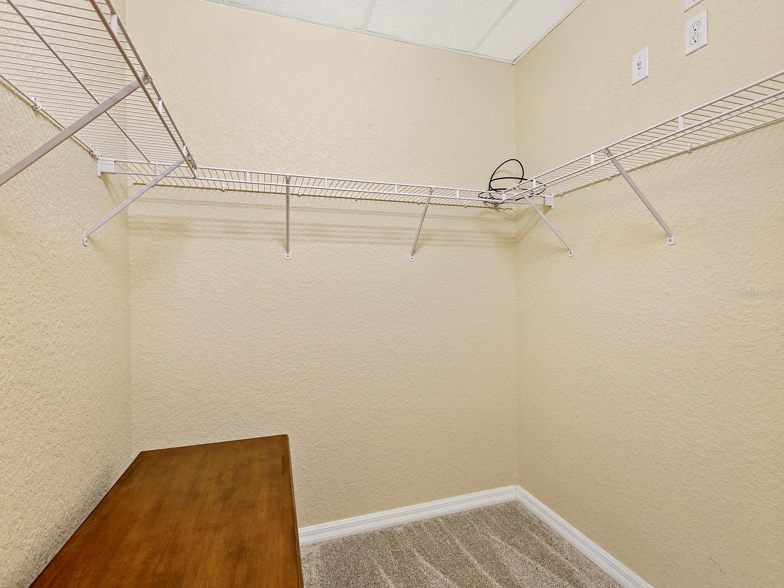 Image 19 of 50 For 4417 Corso Venetia Boulevard D22