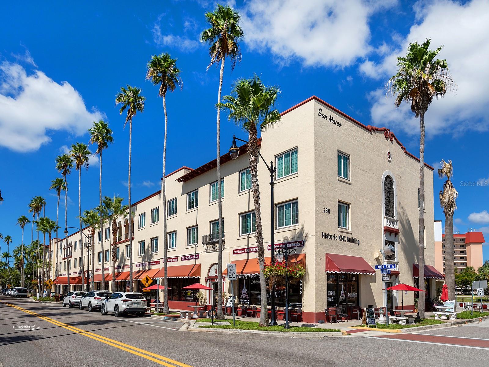 Image 50 of 50 For 4417 Corso Venetia Boulevard D22