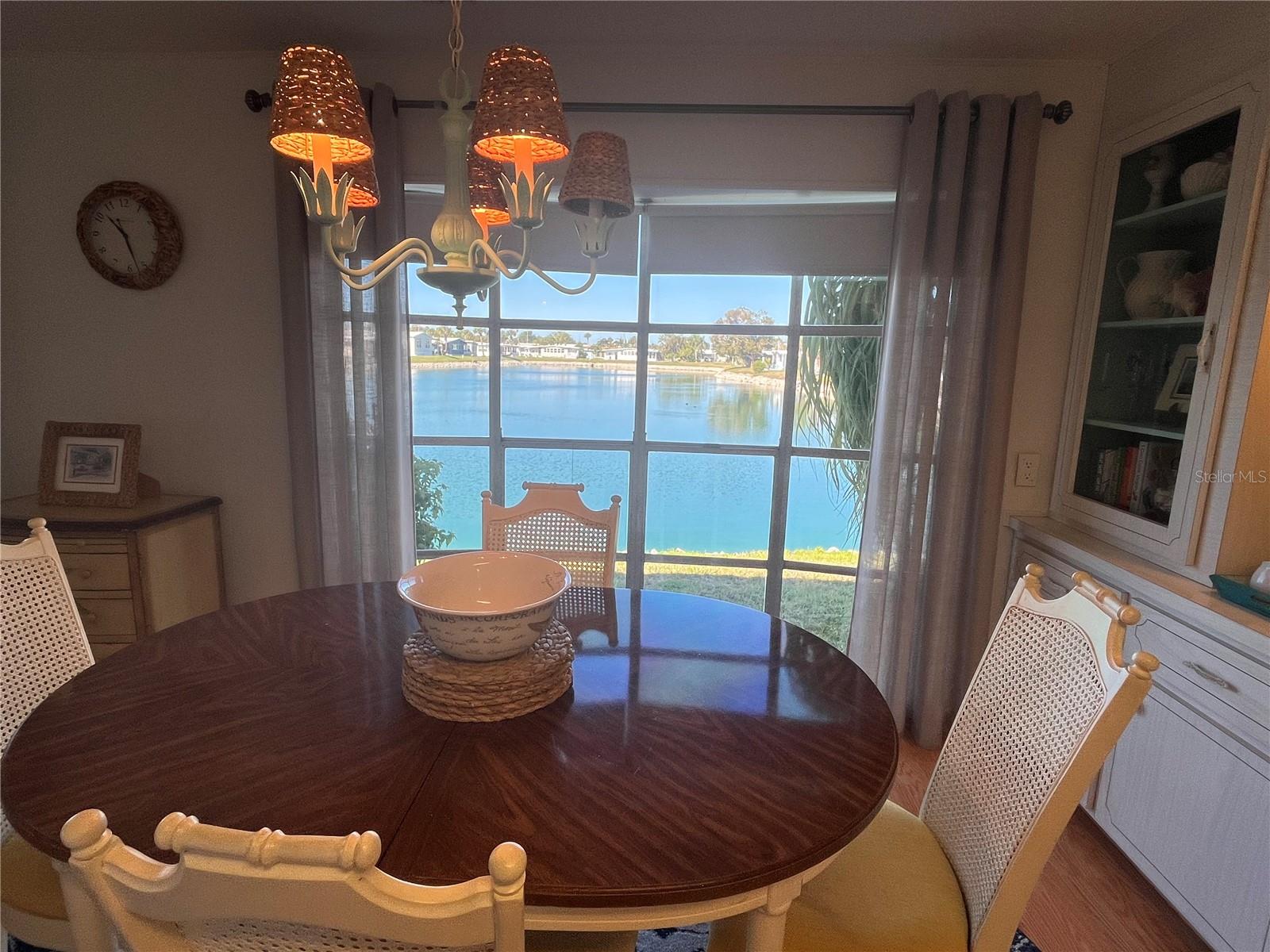 Image 12 of 41 For 822 Baveno Drive