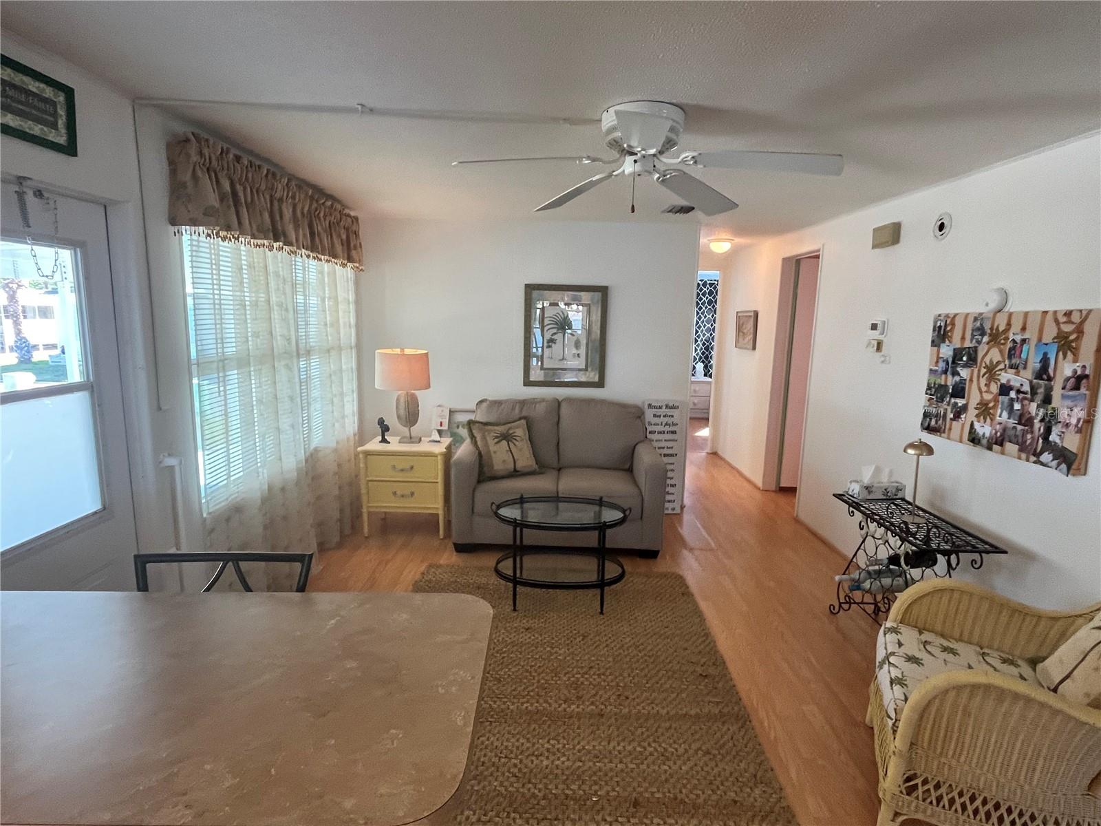 Image 22 of 41 For 822 Baveno Drive