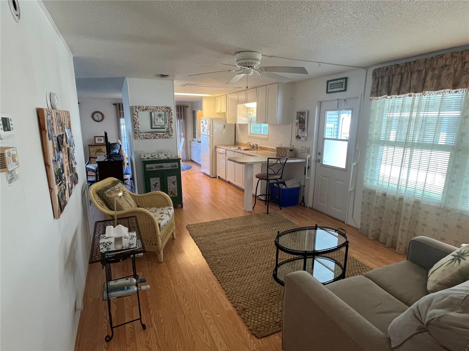 Image 23 of 41 For 822 Baveno Drive