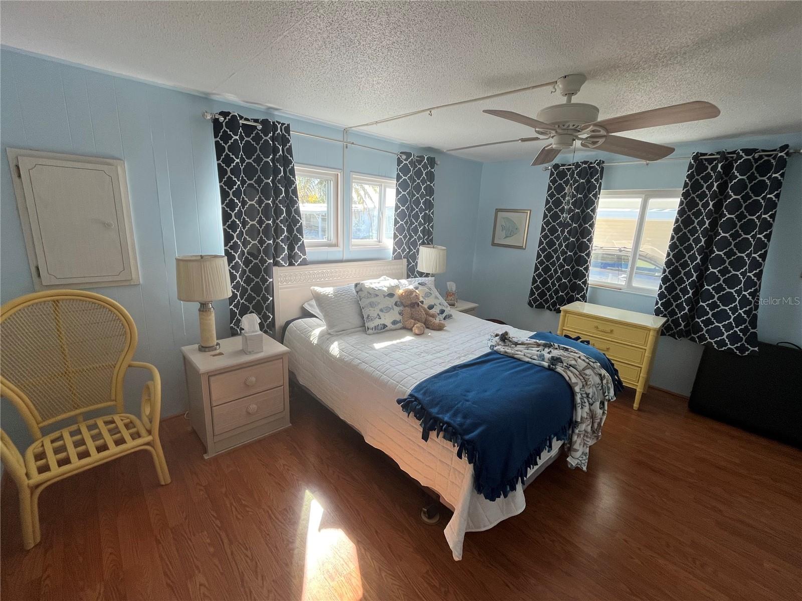 Image 34 of 41 For 822 Baveno Drive