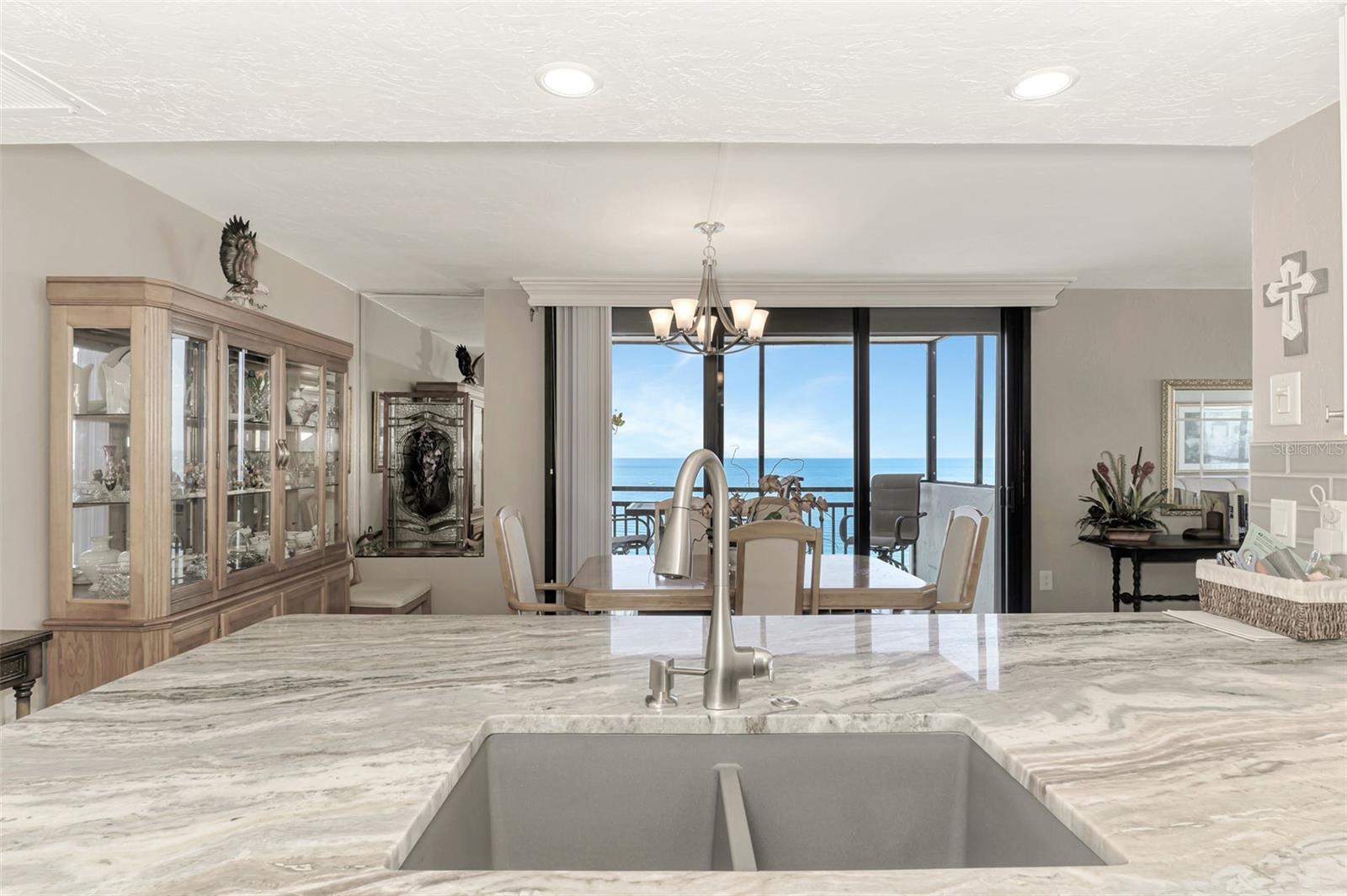 Image 21 of 74 For 631 Alhambra Road 1004