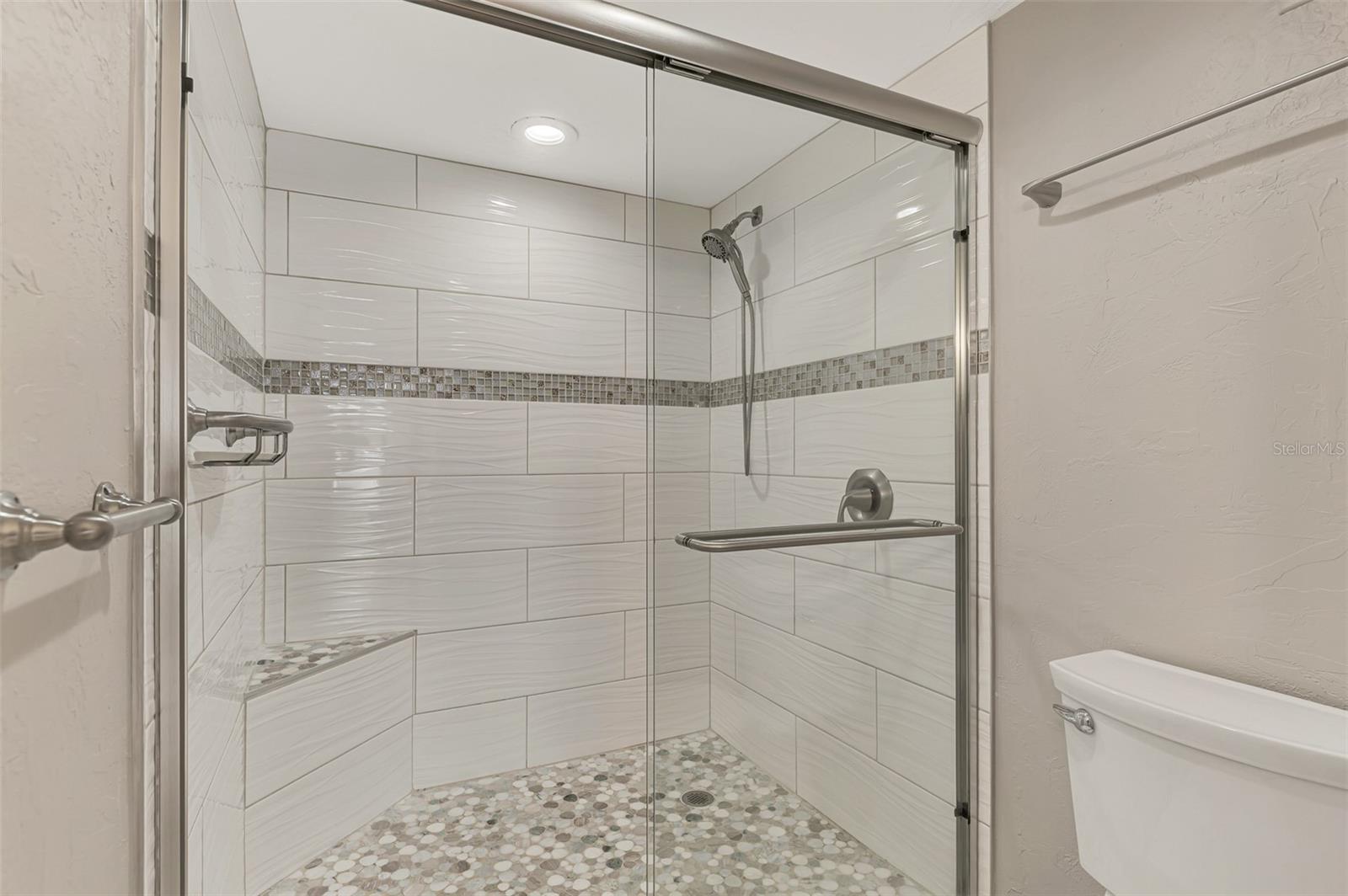 Image 40 of 74 For 631 Alhambra Road 1004