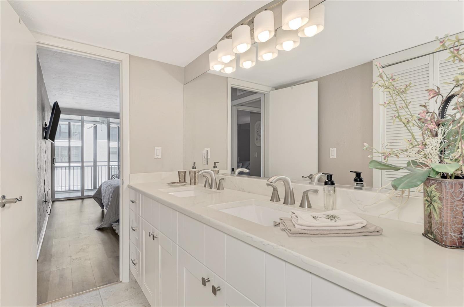 Image 41 of 74 For 631 Alhambra Road 1004