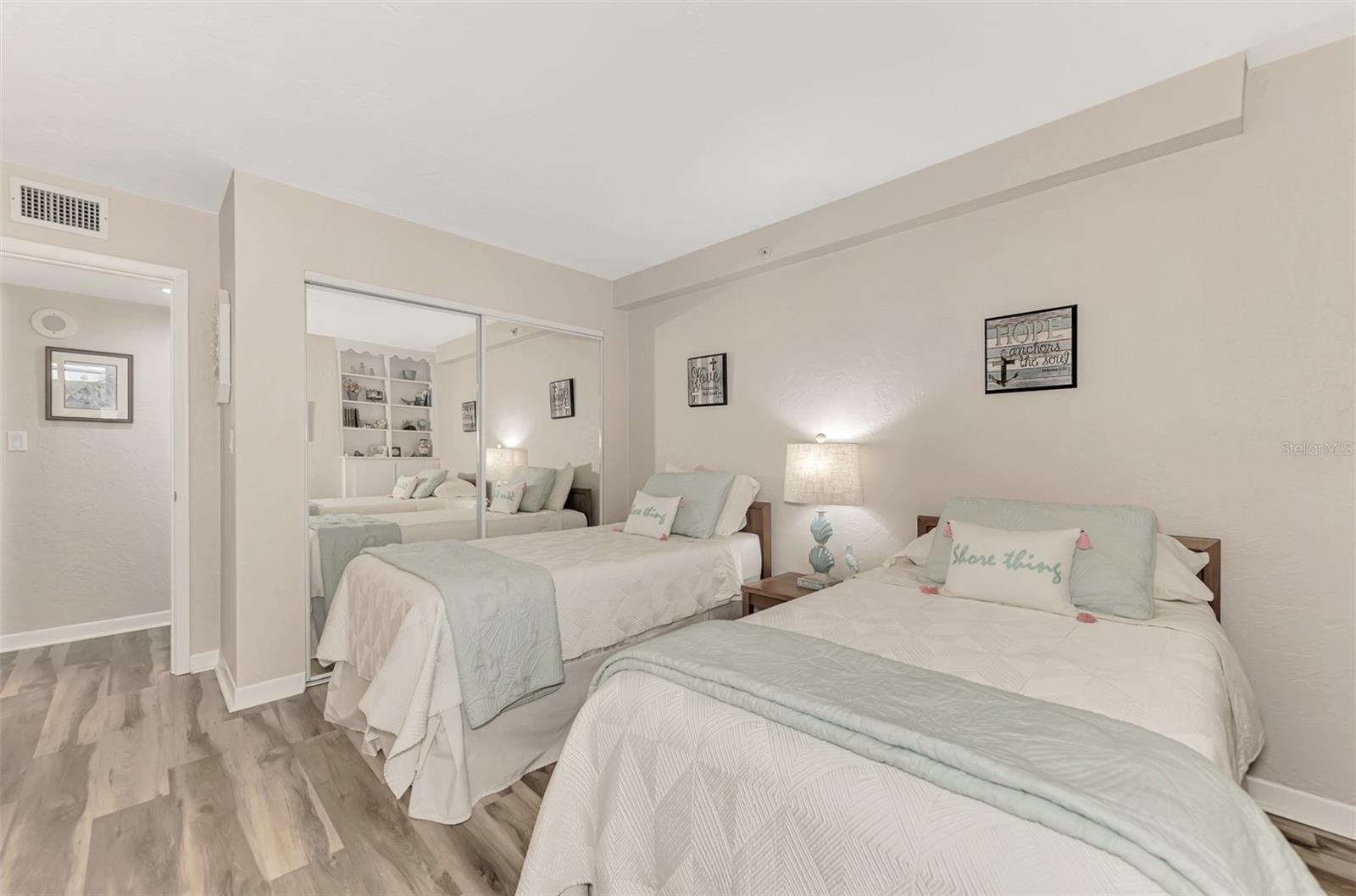 Image 46 of 74 For 631 Alhambra Road 1004