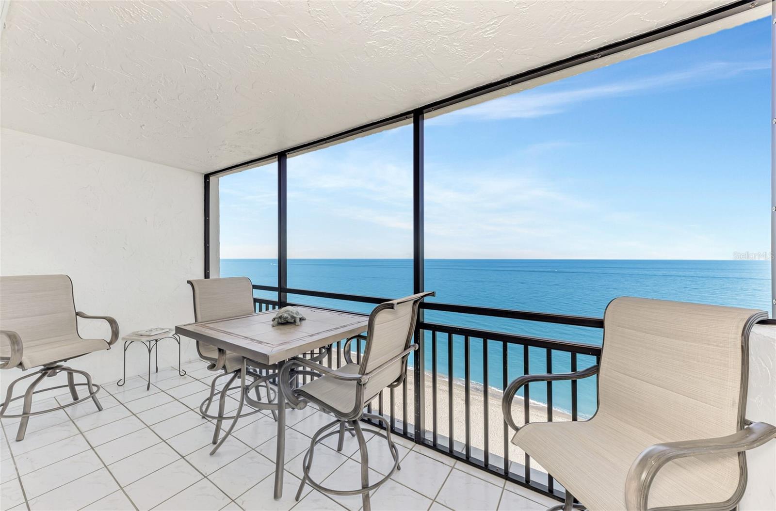 Image 50 of 74 For 631 Alhambra Road 1004