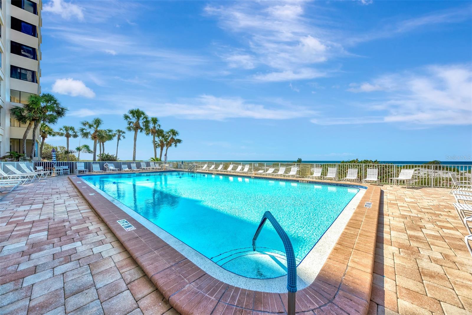 Image 59 of 74 For 631 Alhambra Road 1004