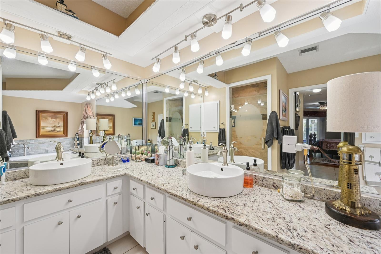 Image 18 of 42 For 5509 Barlow Terrace