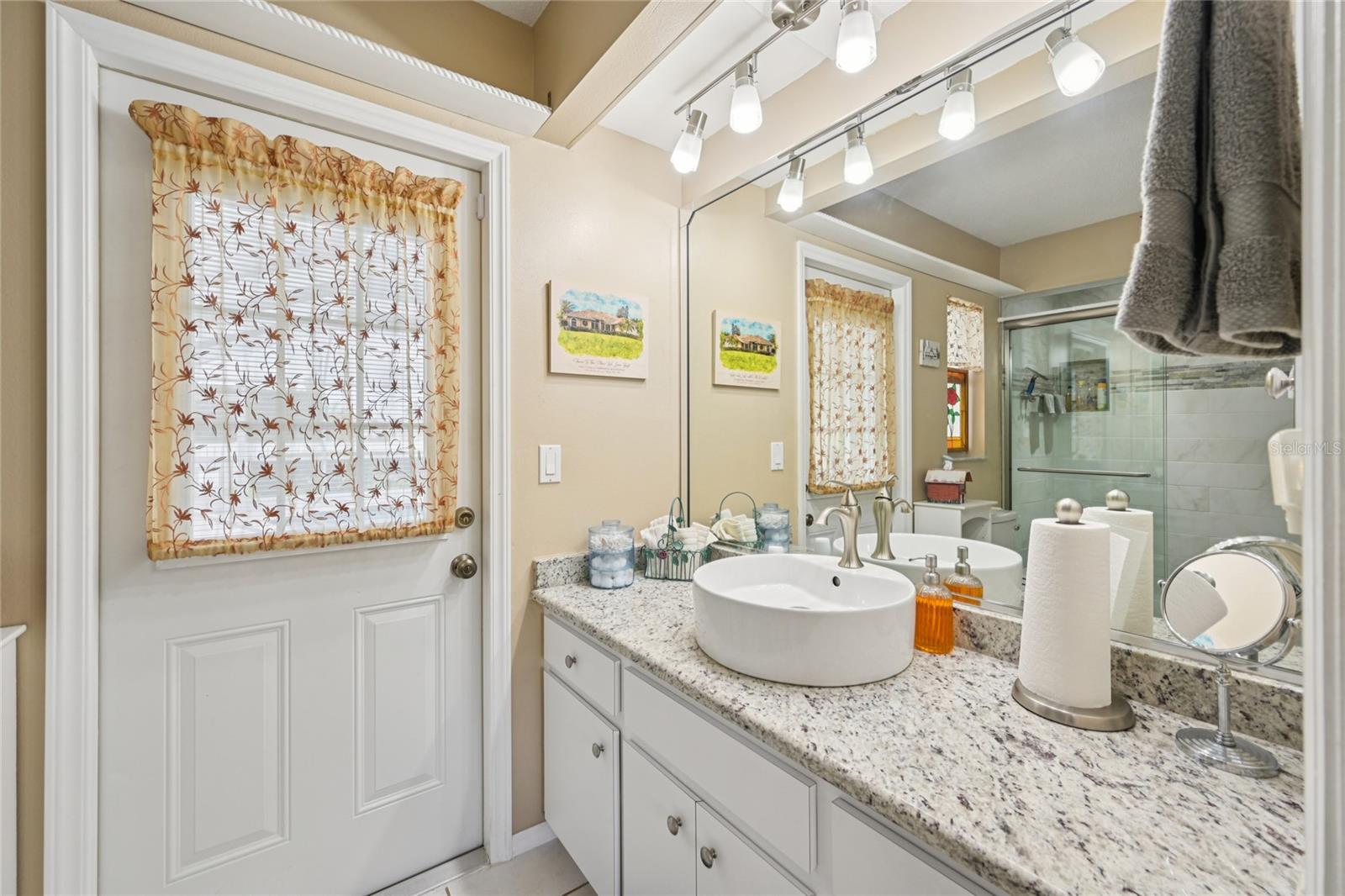 Image 24 of 42 For 5509 Barlow Terrace