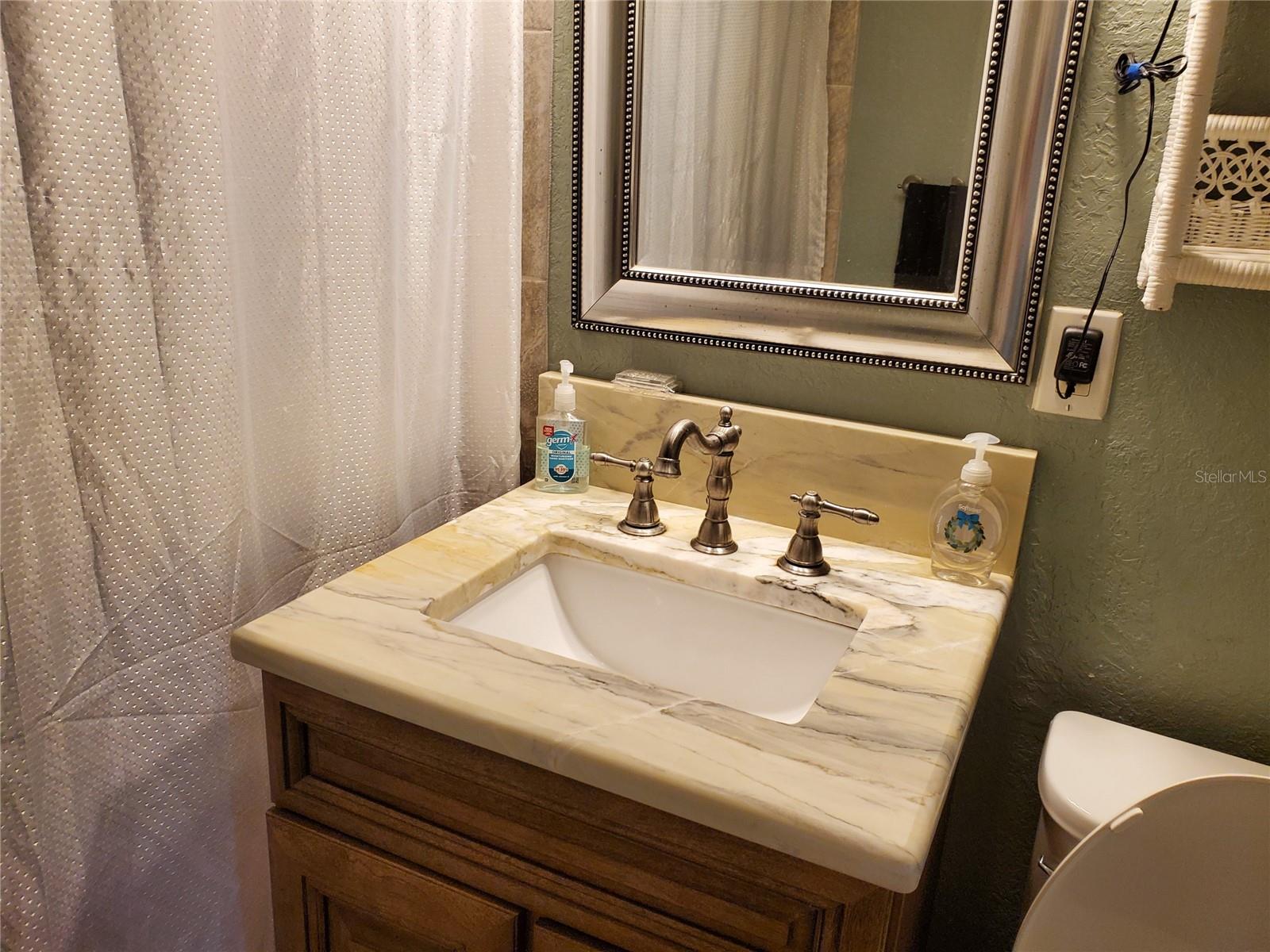 Image 10 of 33 For 227 Lychee Road