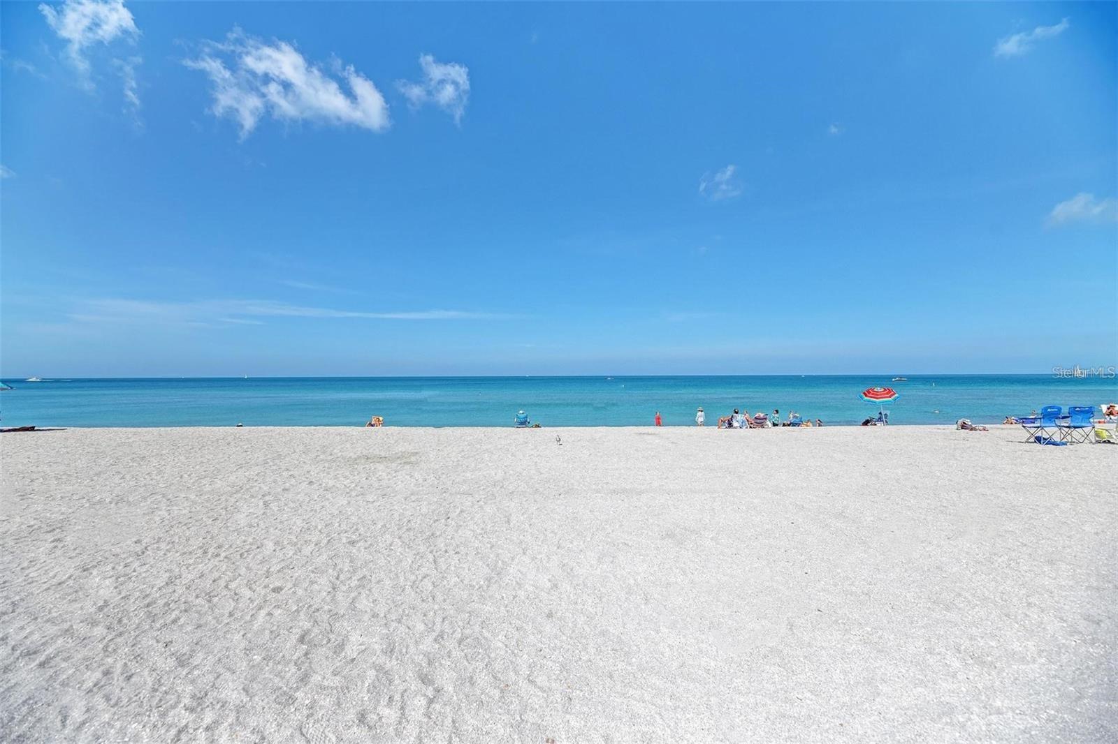 Image 25 of 33 For 227 Lychee Road