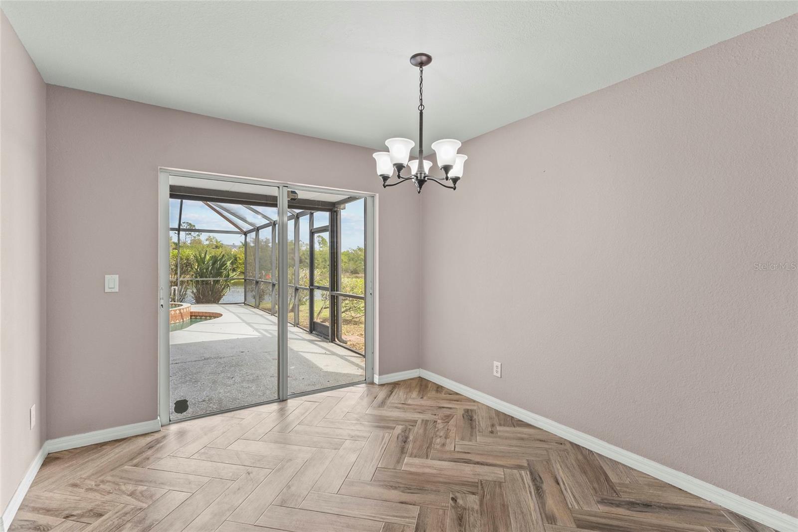 Image 11 of 56 For 11754 Tempest Harbor Loop