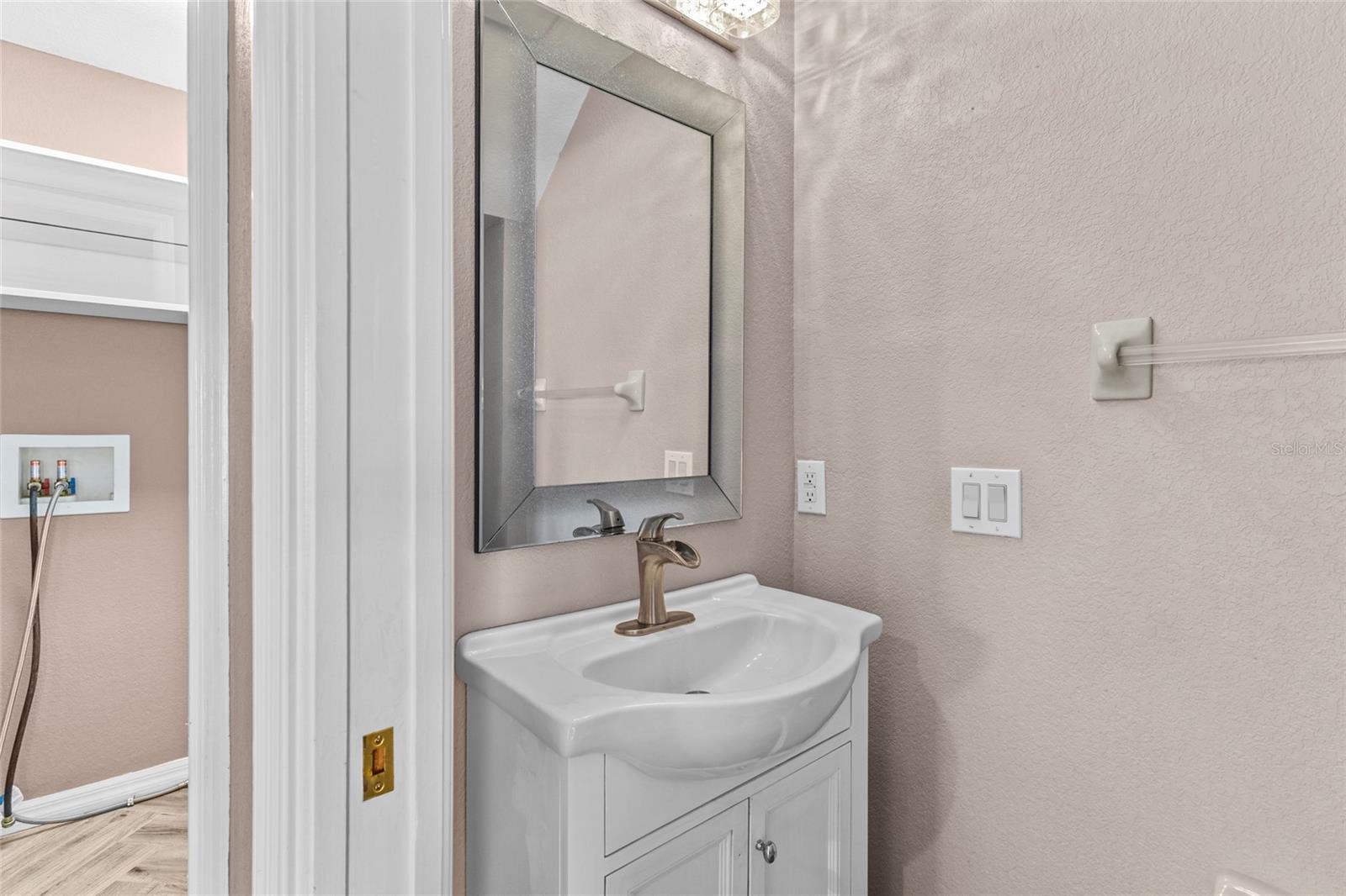 Image 13 of 56 For 11754 Tempest Harbor Loop