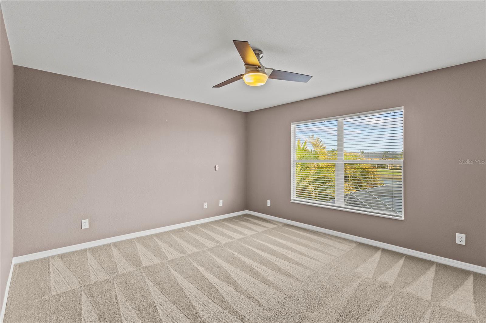 Image 22 of 56 For 11754 Tempest Harbor Loop