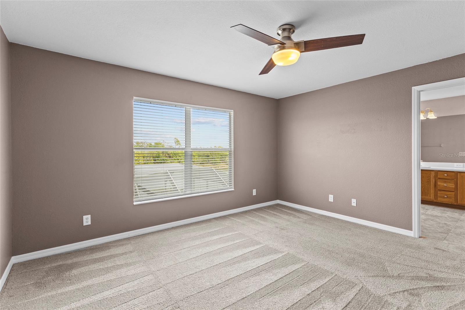 Image 23 of 56 For 11754 Tempest Harbor Loop