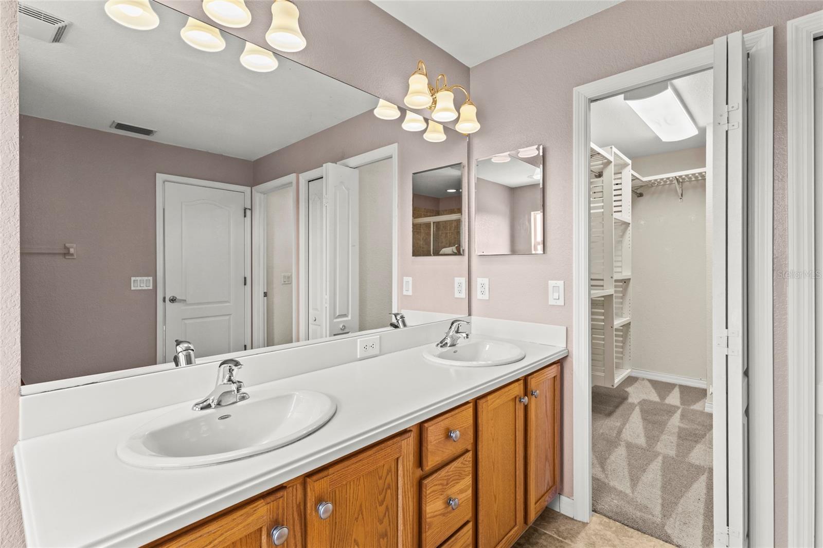 Image 25 of 56 For 11754 Tempest Harbor Loop