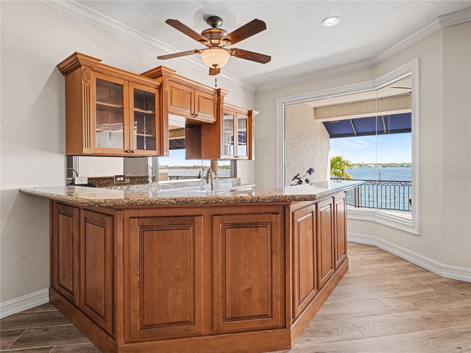 Image 32 of 48 For 102 12th Avenue E