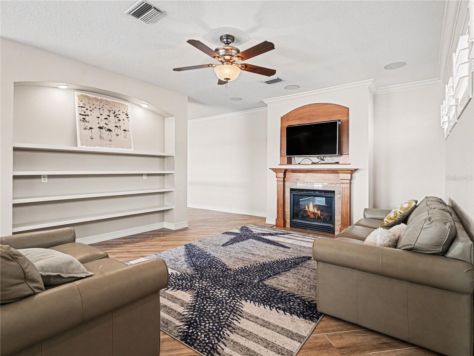 Image 33 of 48 For 102 12th Avenue E