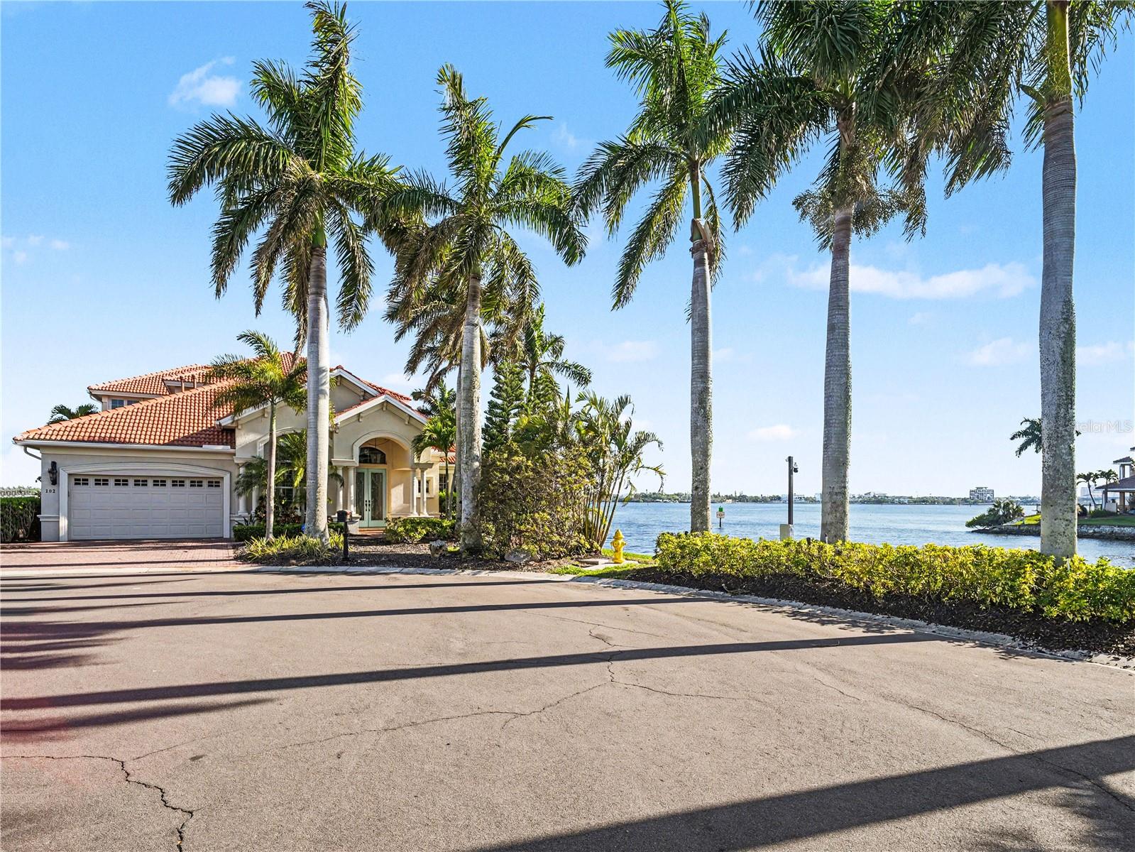 Image 44 of 48 For 102 12th Avenue E