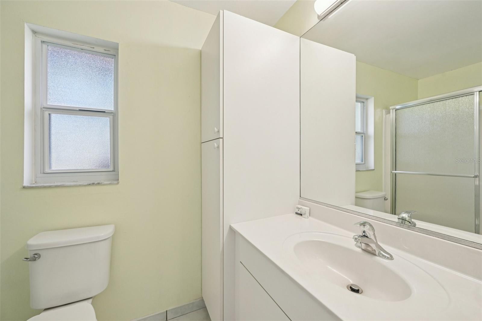 Image 14 of 23 For 437 Shore Drive