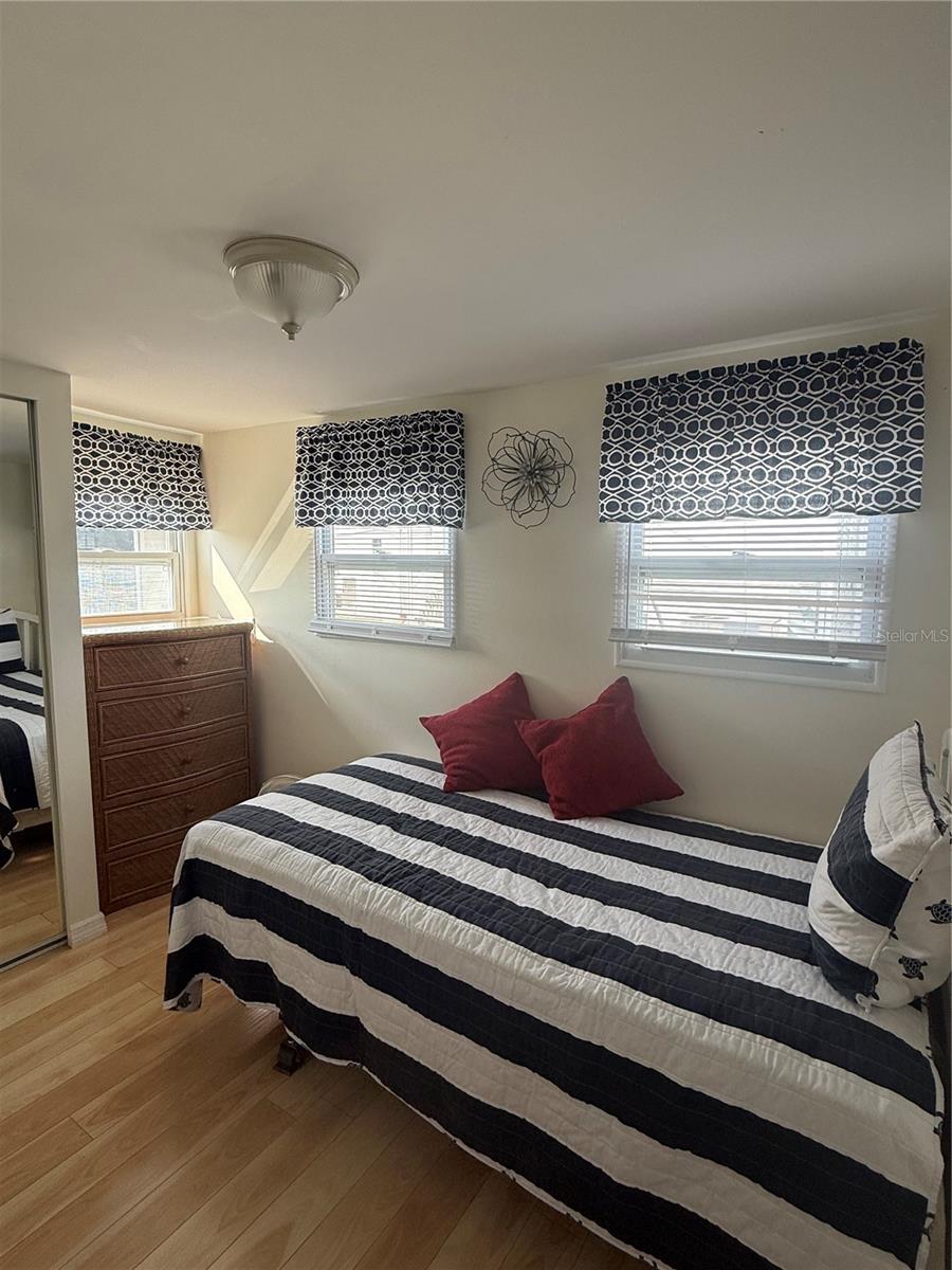 Image 4 of 21 For 716 Carefree