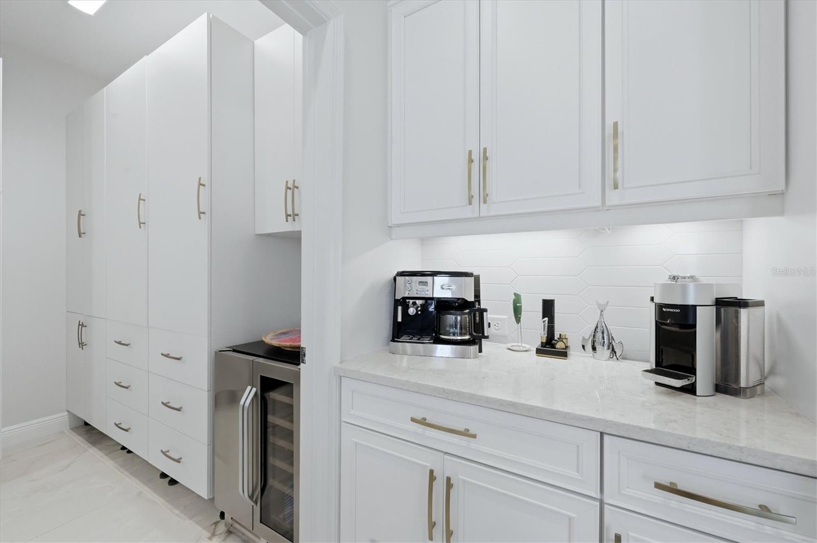 Image 12 of 48 For 304 Caserta Court