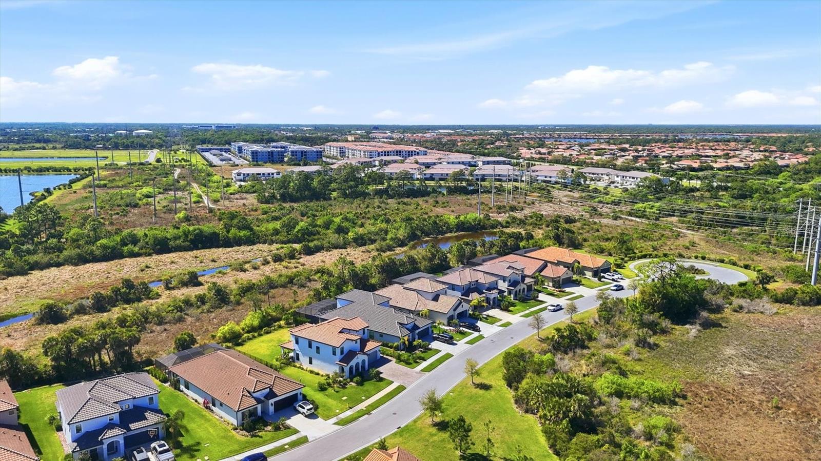 Image 43 of 48 For 304 Caserta Court