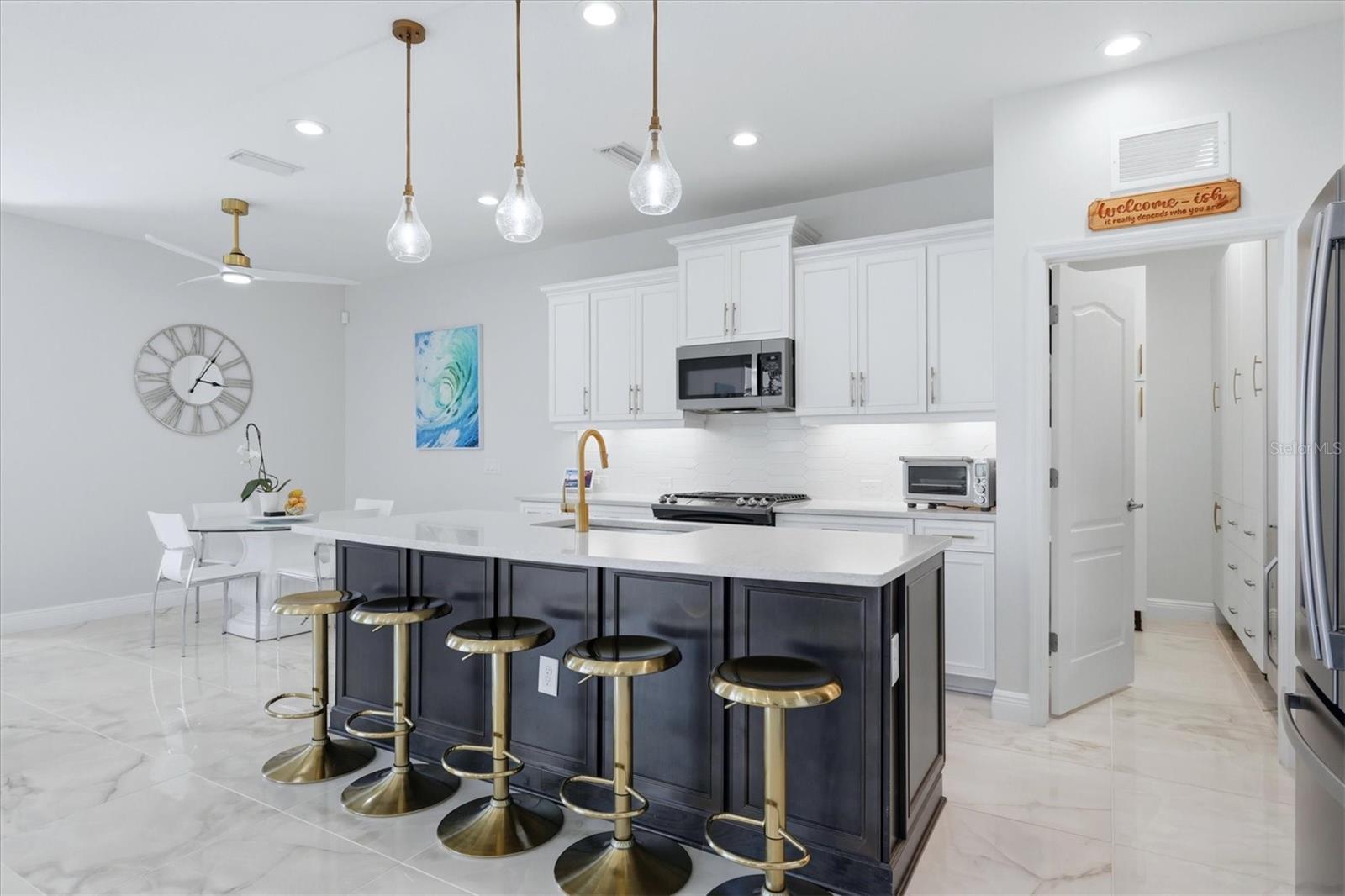 Image 7 of 48 For 304 Caserta Court