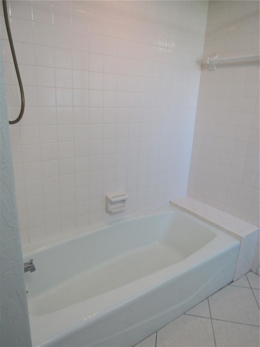 Image 20 of 26 For 1608 Lilliput Court