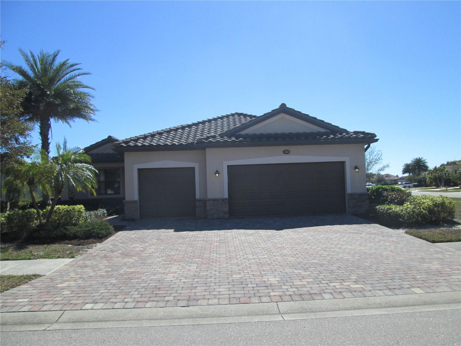 Details for 13235 Amerigo Lane, VENICE, FL 34293