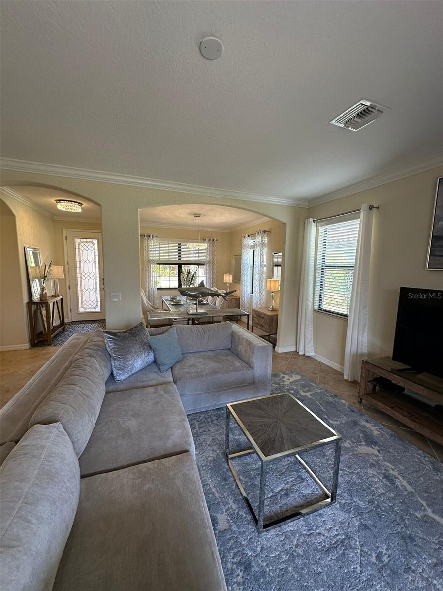 Image 12 of 13 For 13235 Amerigo Lane