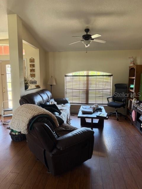Image 7 of 19 For 4624 Flamlau Avenue