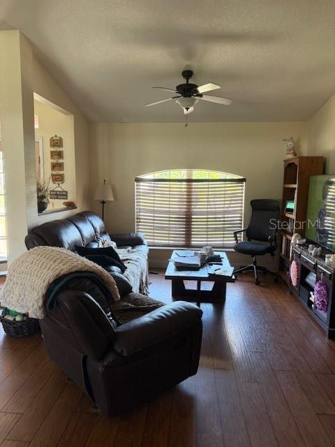 Image 8 of 19 For 4624 Flamlau Avenue