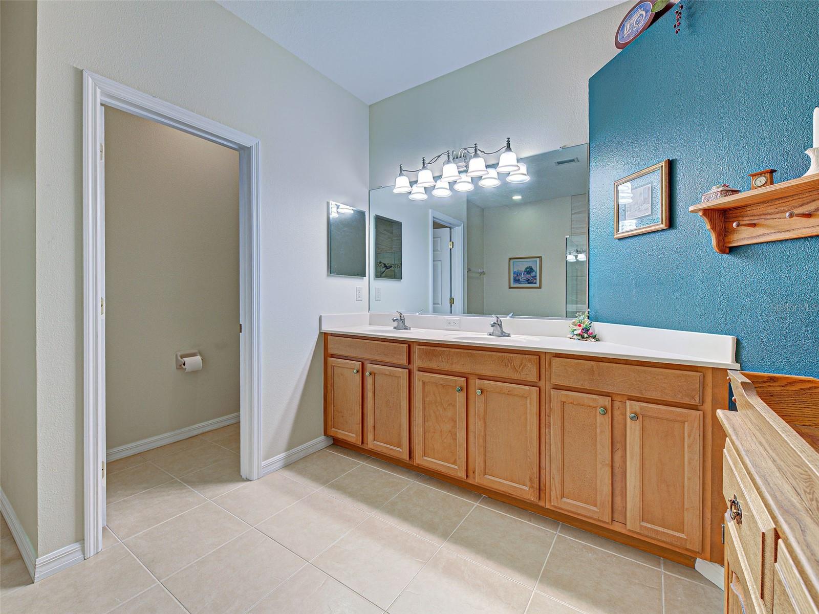 Image 28 of 62 For 5216 Athens Way