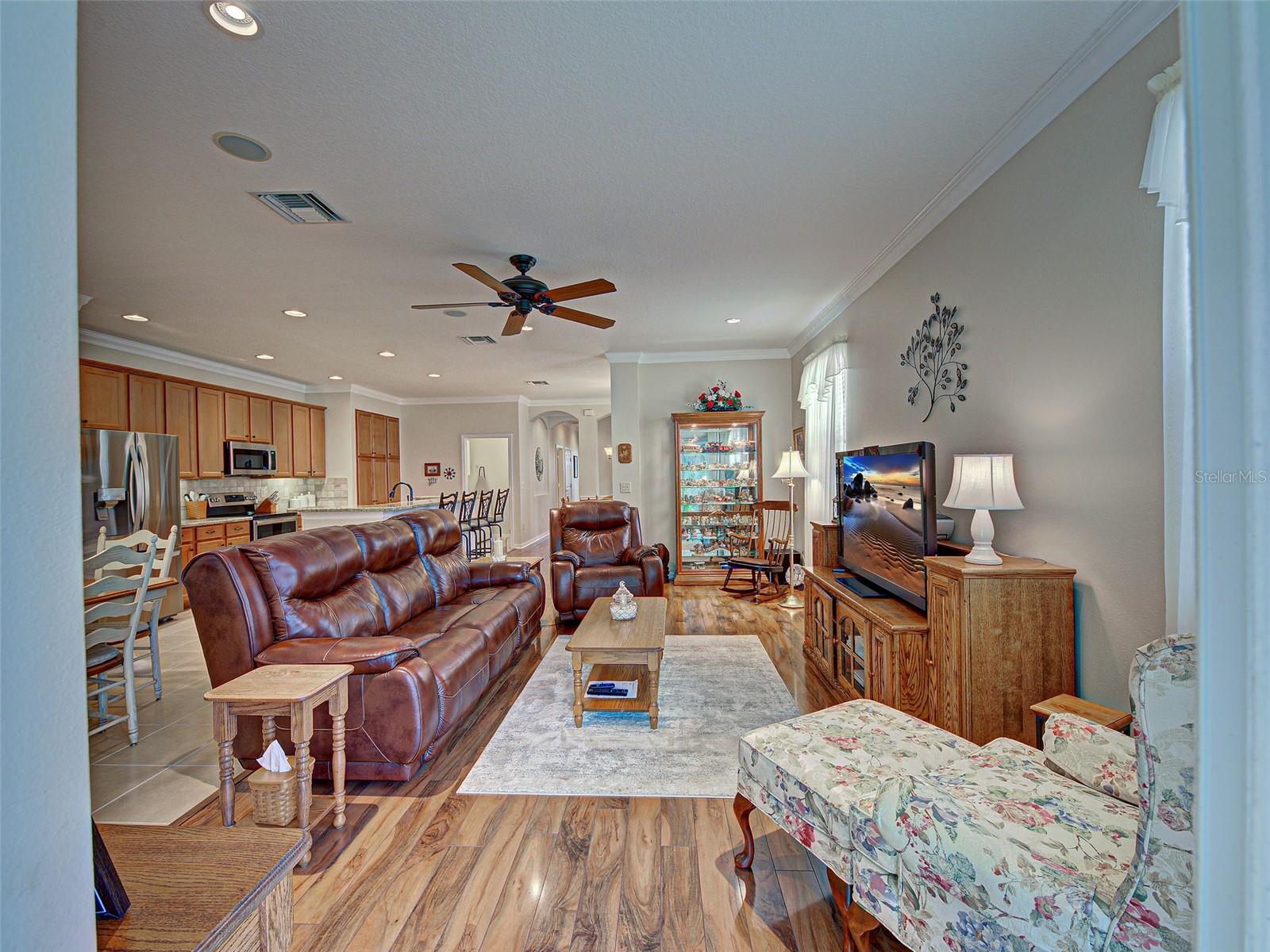 Image 9 of 62 For 5216 Athens Way