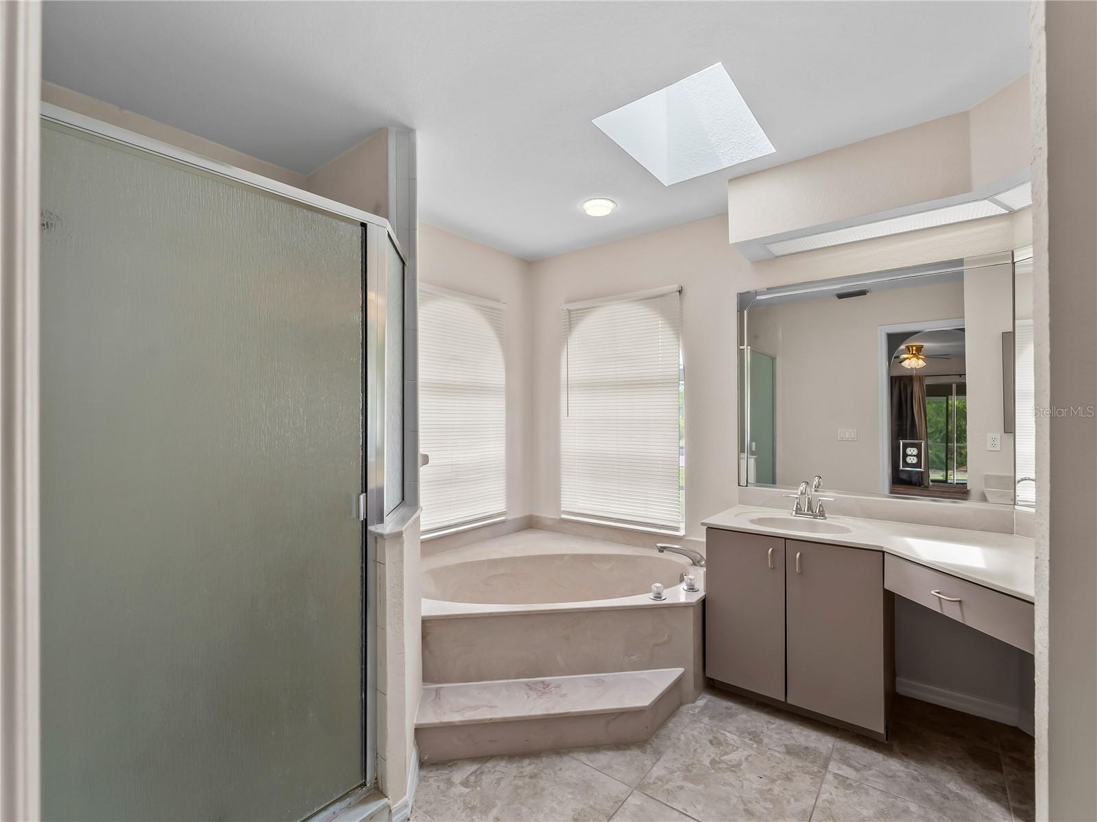 Image 16 of 34 For 1392 Blaisdell Street