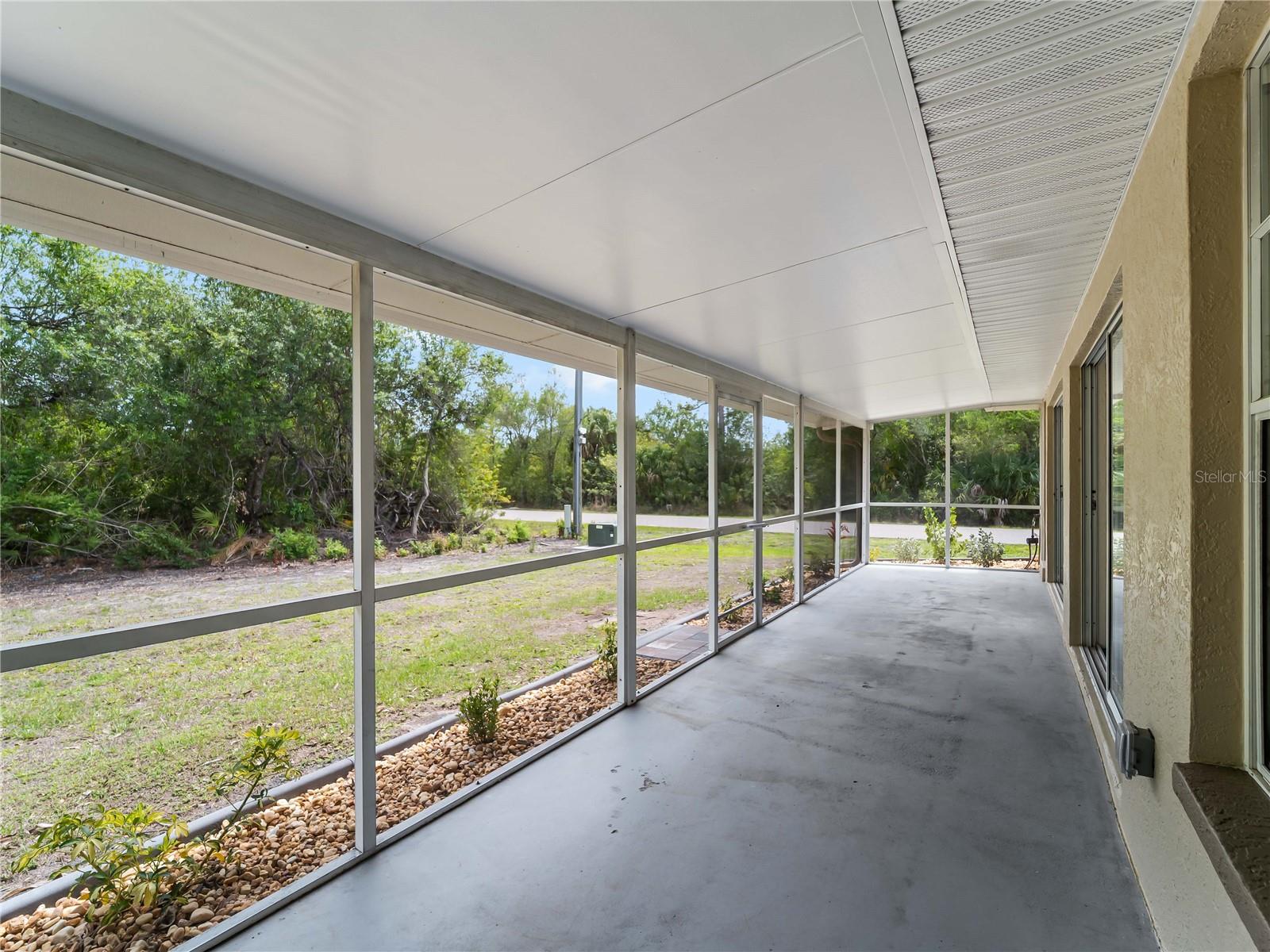 Image 32 of 34 For 1392 Blaisdell Street