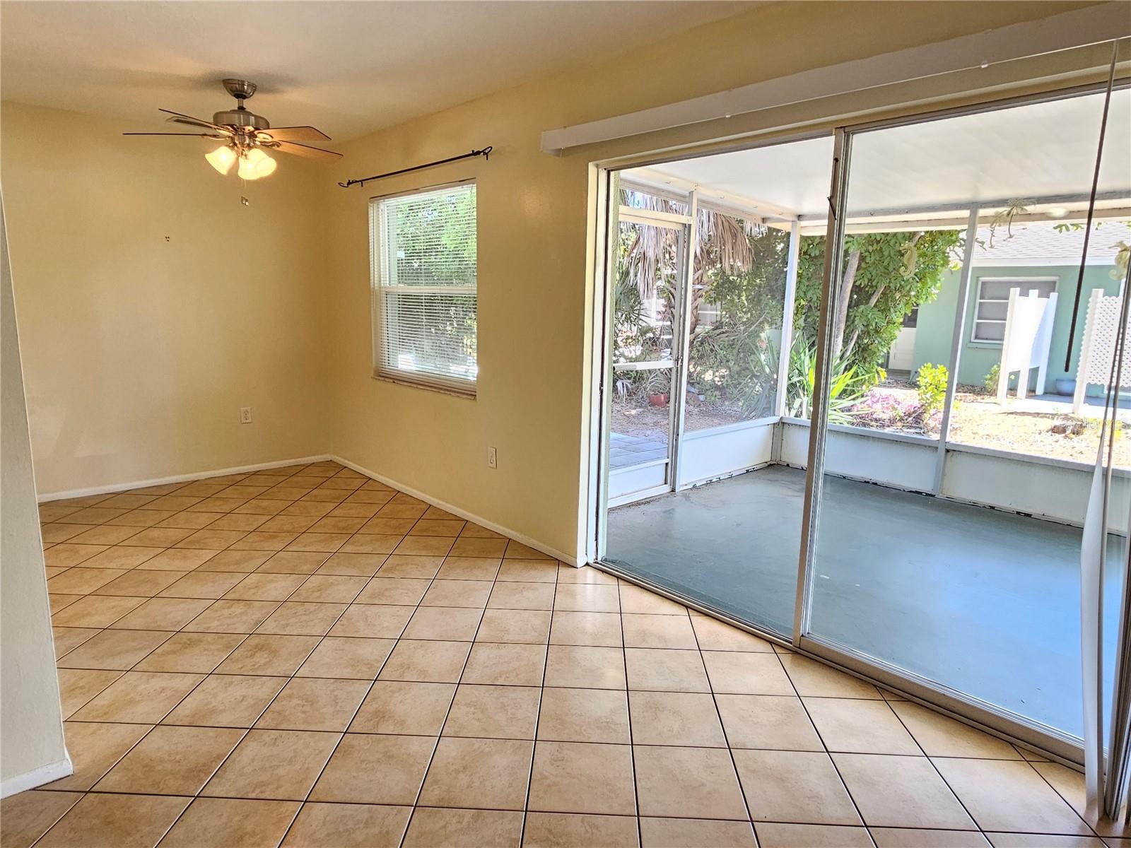 Image 11 of 31 For 105 Base Avenue E