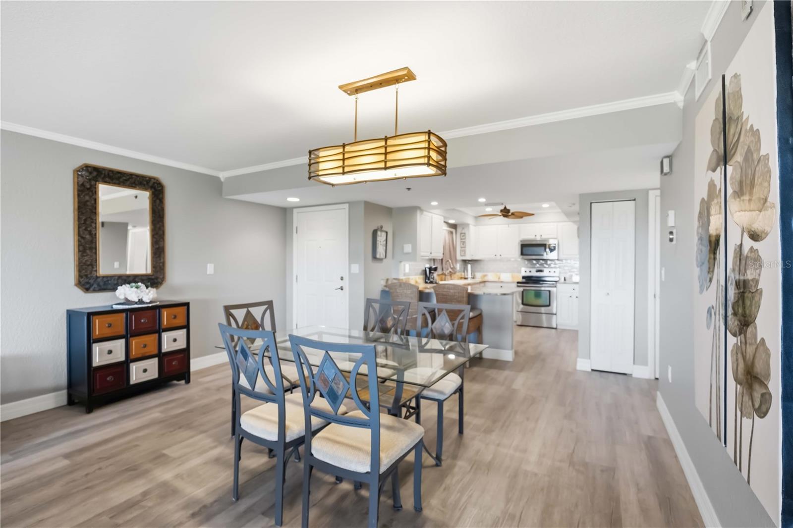 Image 13 of 60 For 23465 Harborview Road 231