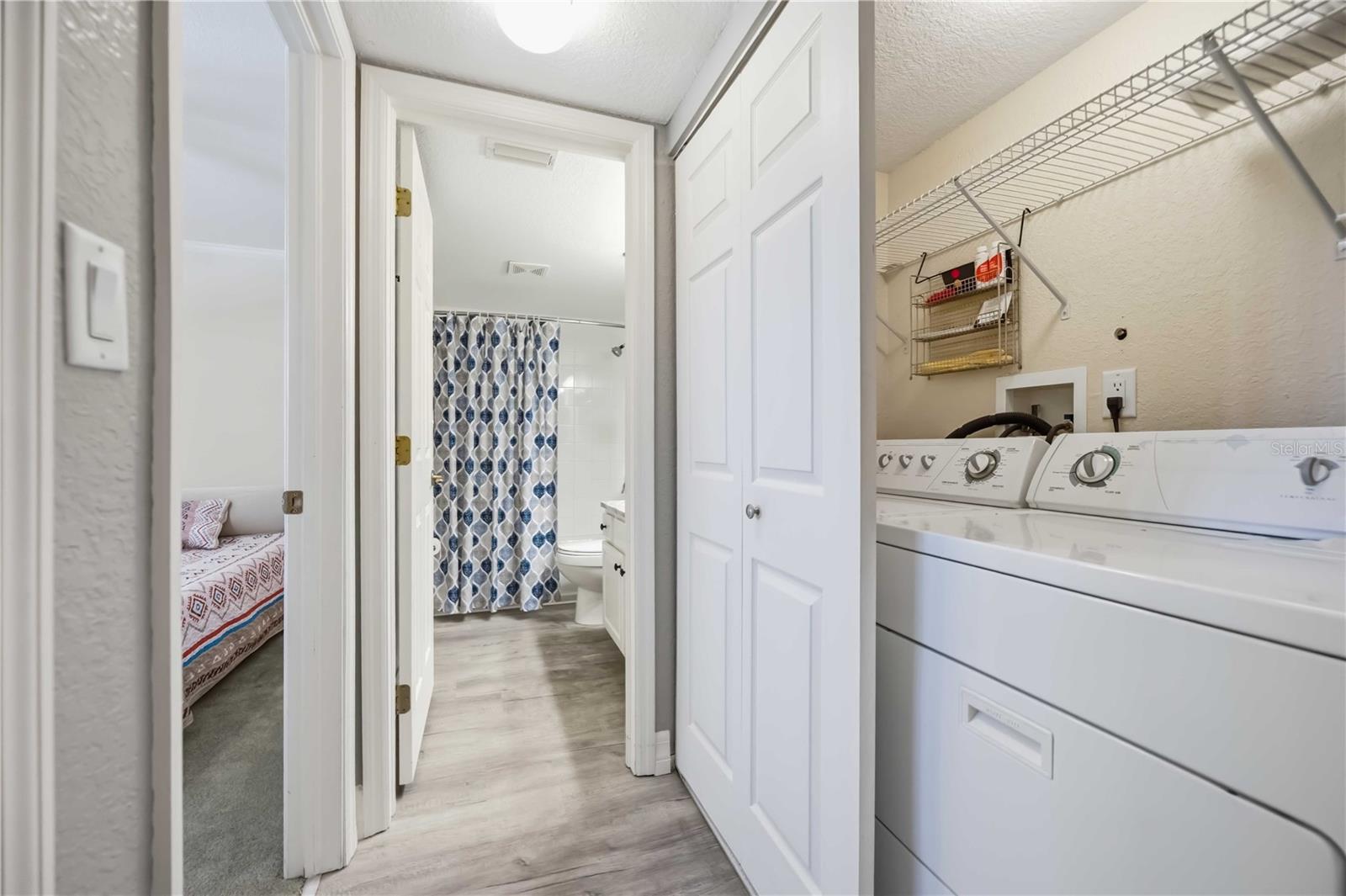 Image 23 of 60 For 23465 Harborview Road 231