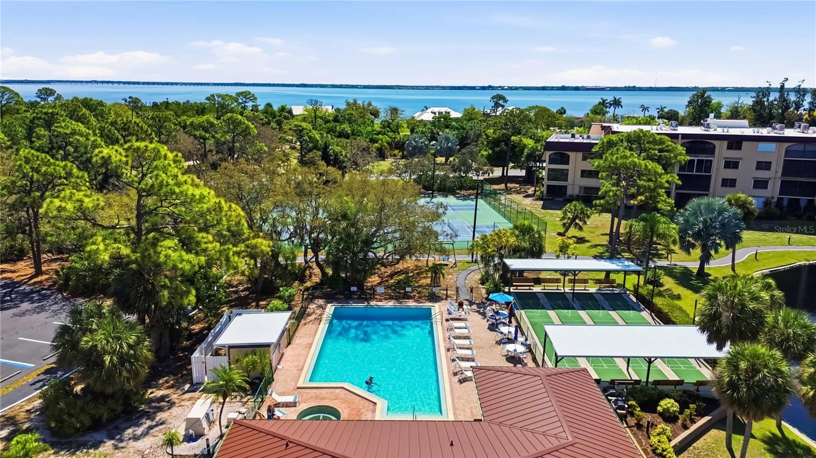 Image 56 of 60 For 23465 Harborview Road 231