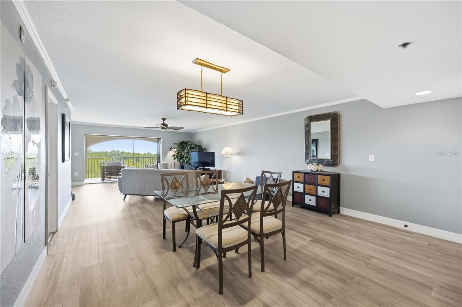 Image 6 of 60 For 23465 Harborview Road 231